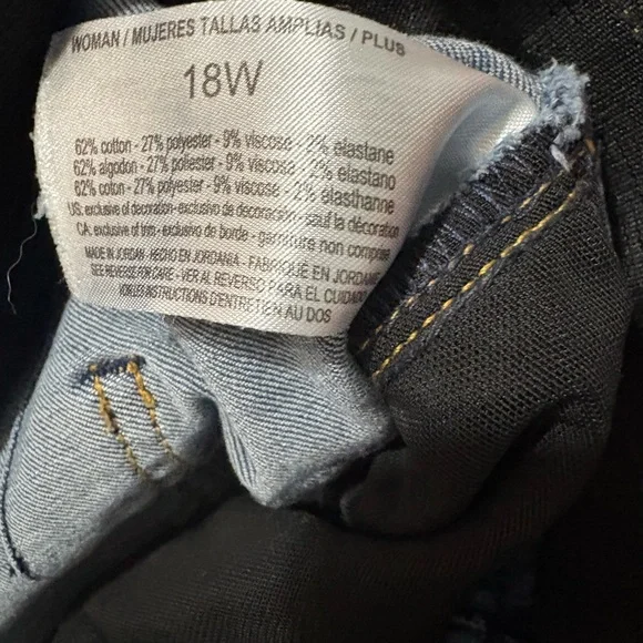 Vintage America Blue Cropped Jeans - Picture 4 of 5